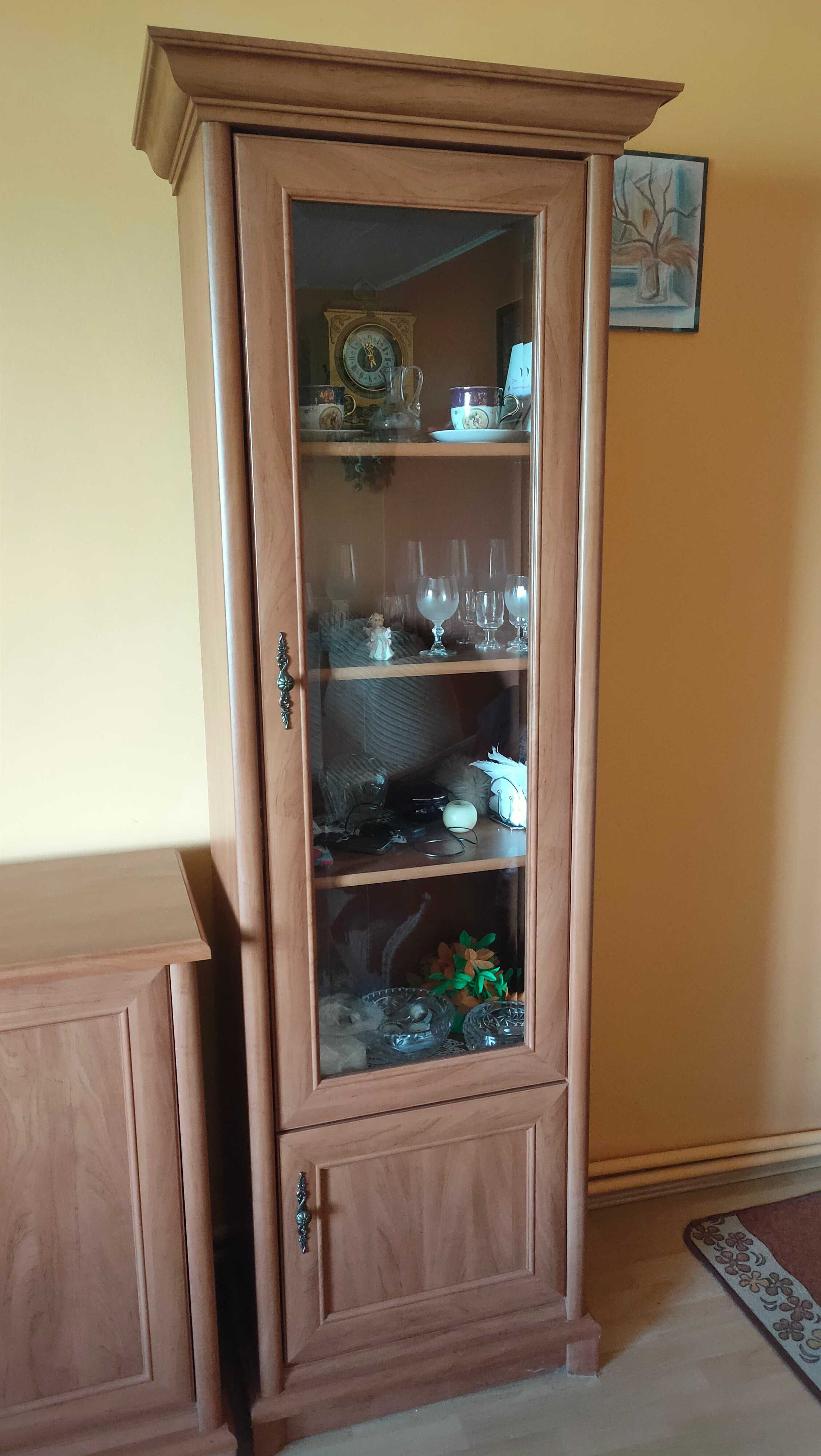 Przeszklony słupek w idealnym stanie