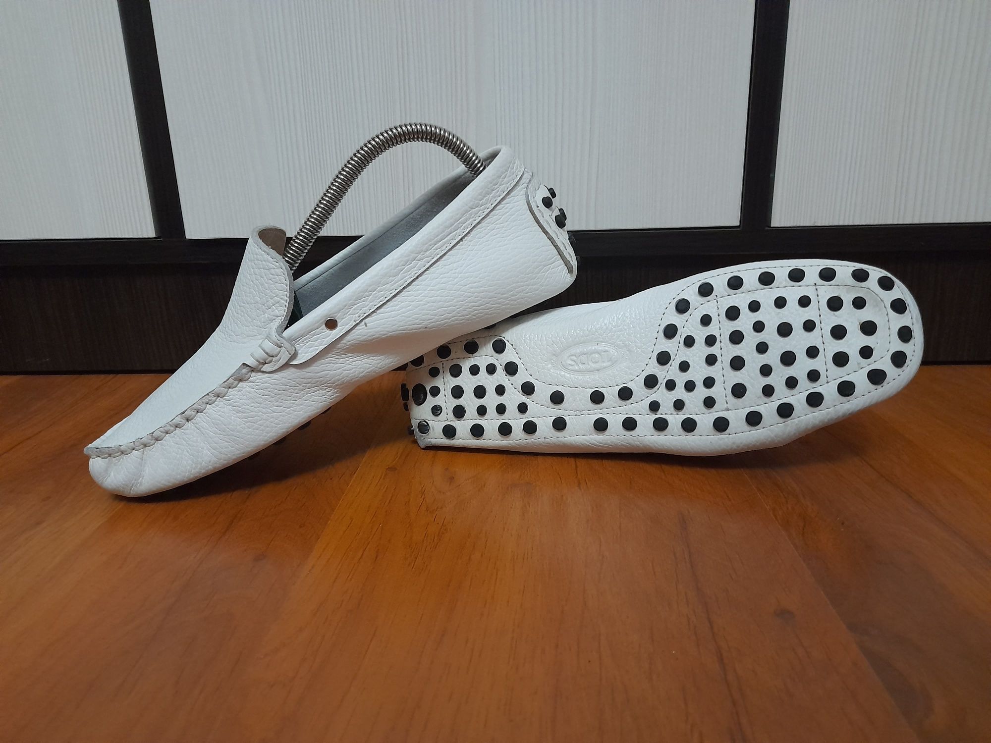 Оригинал Мокасины Tod ' s New Laccetto р. 39