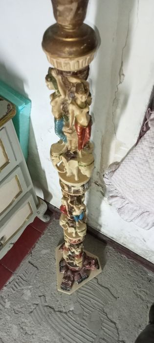 Base ornamental para candeeiro