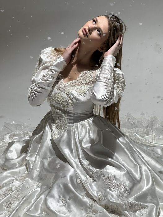 Вінтажна сукня весільна