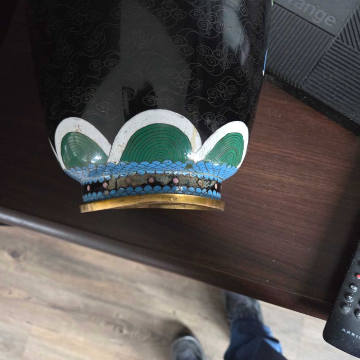 Wazon Cloisonne z Chin lata 50-te XX w.