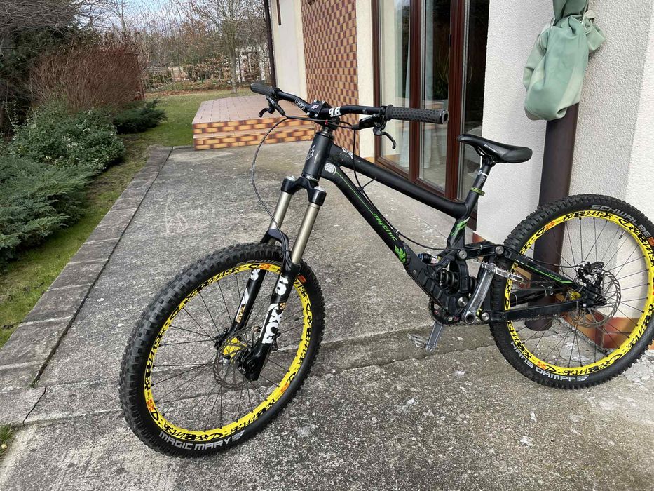 Rower zjazdowy banshee legend v2 mythic (dh fr enduro fox )