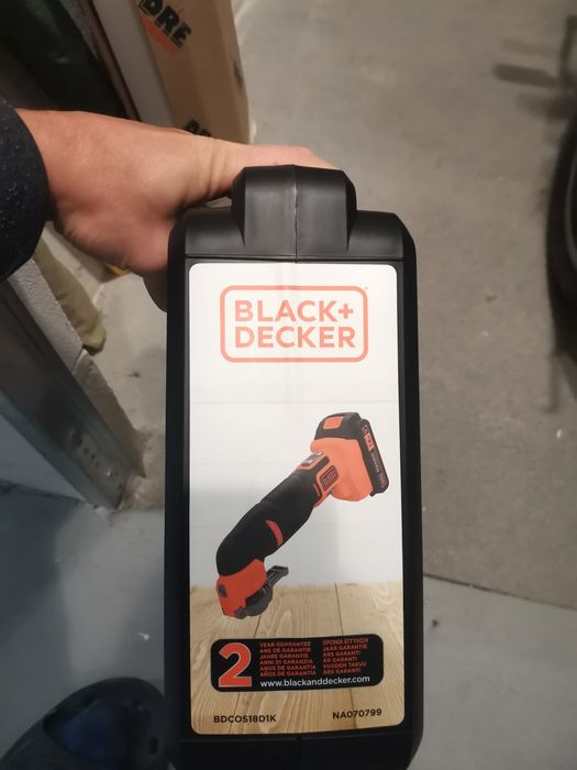 Narzędzie wielofunkcyjne BLACK&DECKER BDCOS18D1K