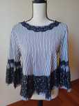 Blusa elegante, riscas tam. L