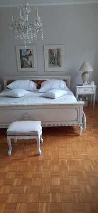 Piękna stylowa sypialnia