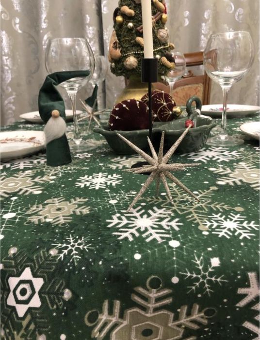 Скатертина новорічна брудовідштовхуюча з тефлоновим покритиям