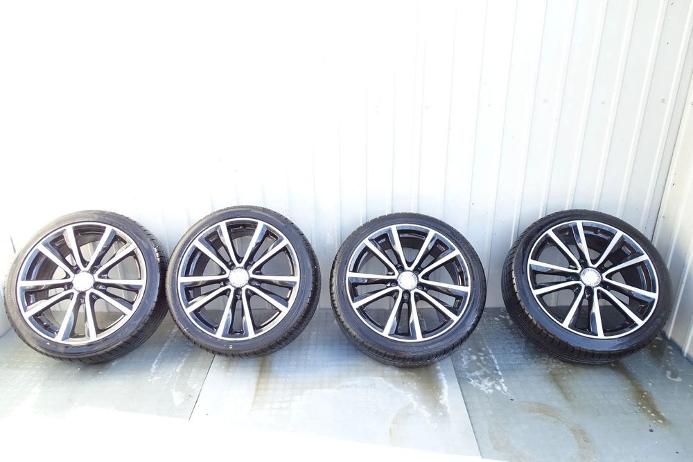 MERCEDES B KLASA W246 Alufelgi Felgi Aluminiuwe 2464010600