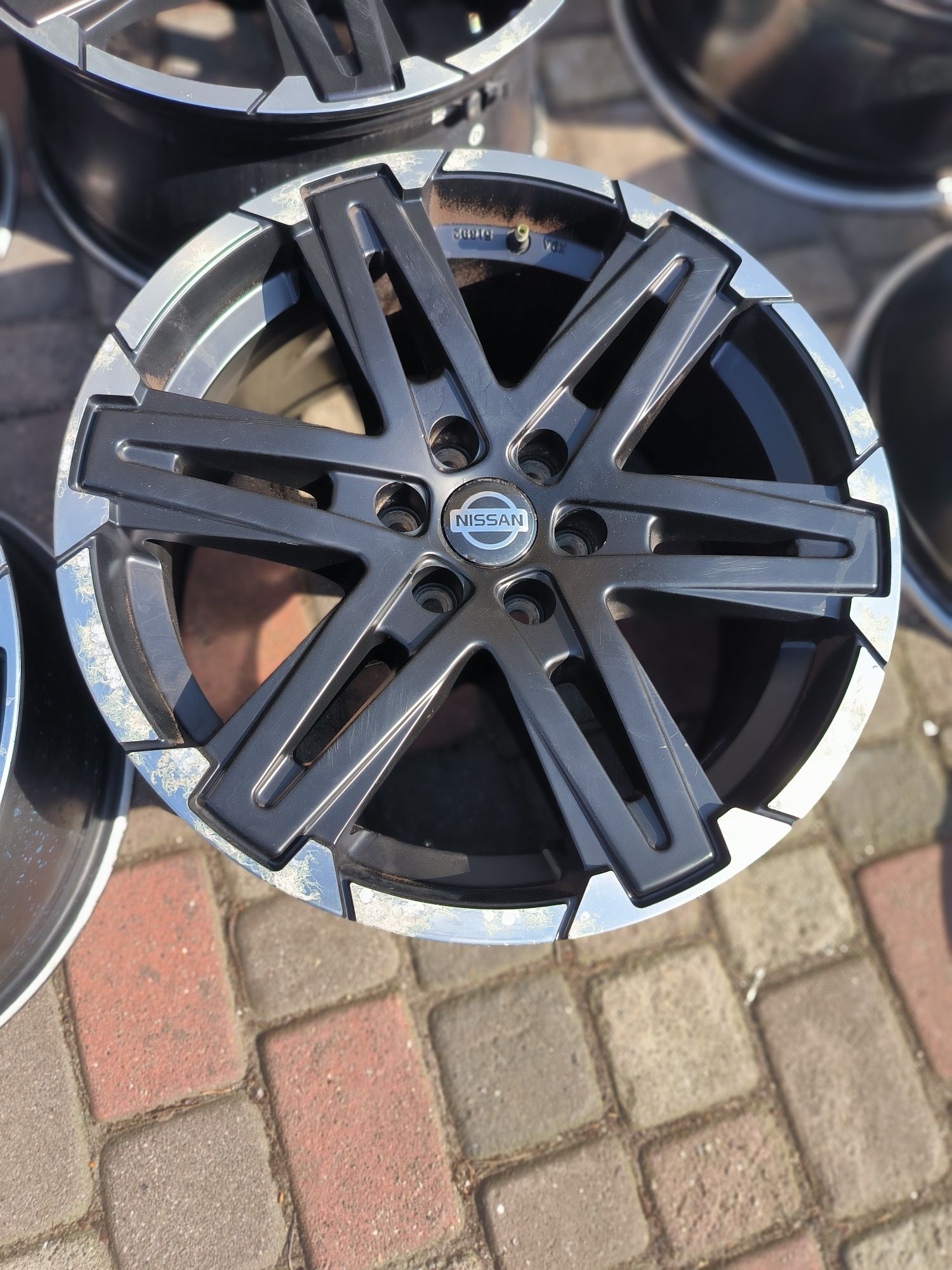Felgi aluminiowe 18 Nissan Navara Pathfinder - 6x114.3