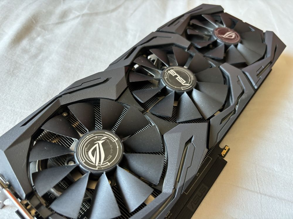 Karta graficzna ROG Radeon RX 480 8GB Strix Gaming - ZESTAW (pudełko)