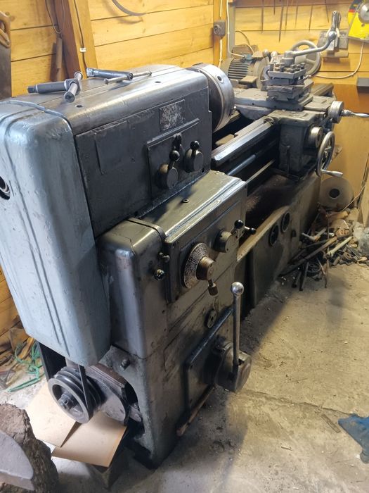 Токарний станок 1616