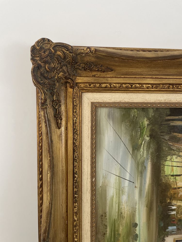 Quadro antigo com moldura dourada