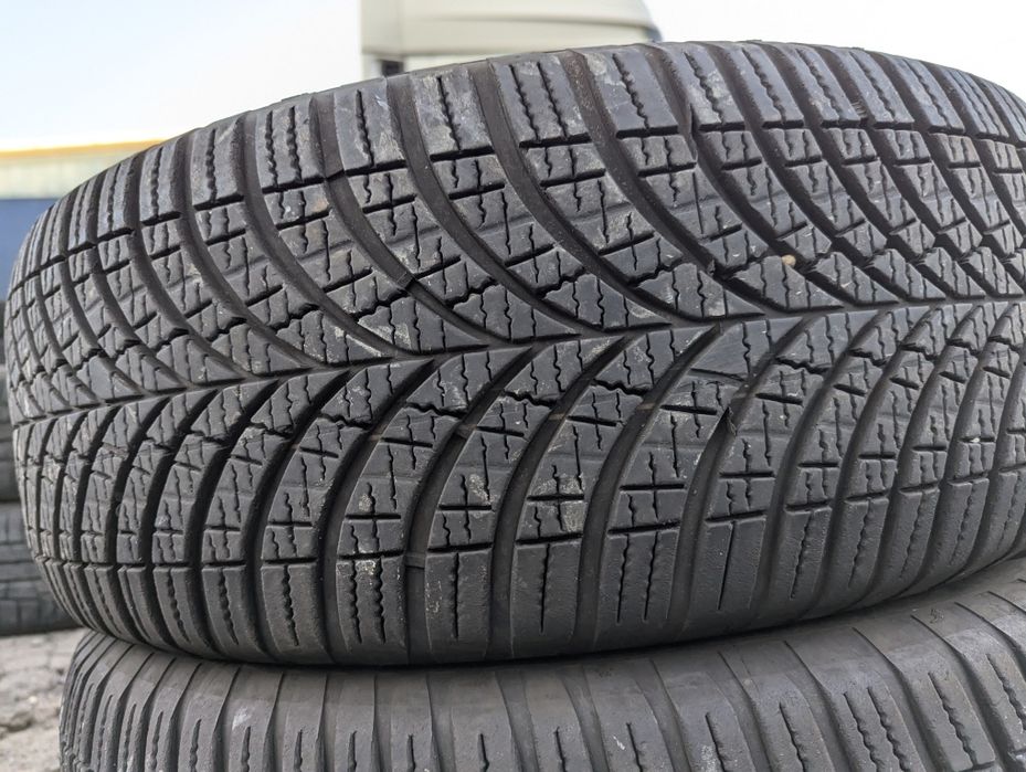 225/55R18 Goodyear 2024рік всесезон