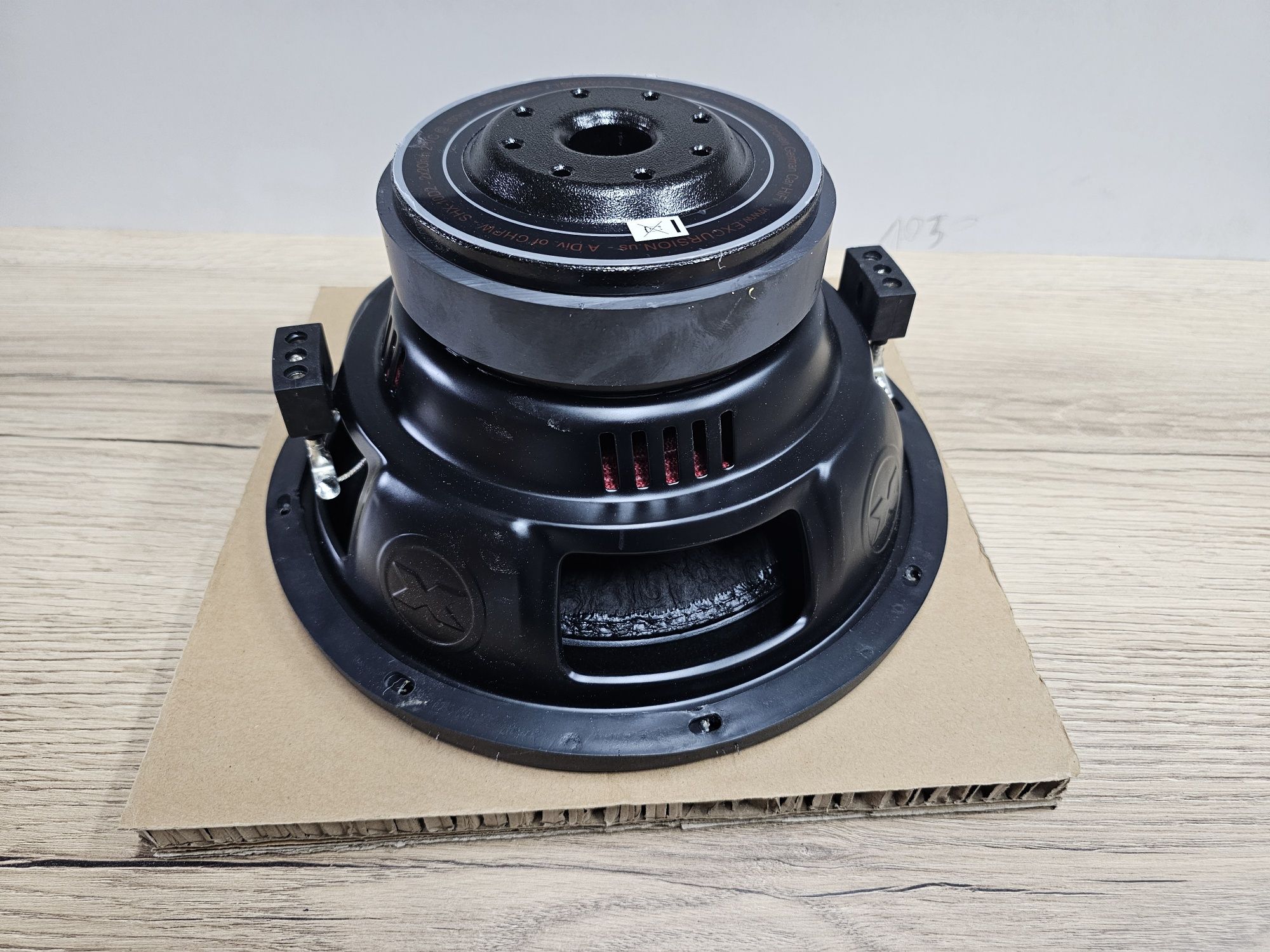 Excursion SHX.v2-10D2 - SUBWOOFER samocho
