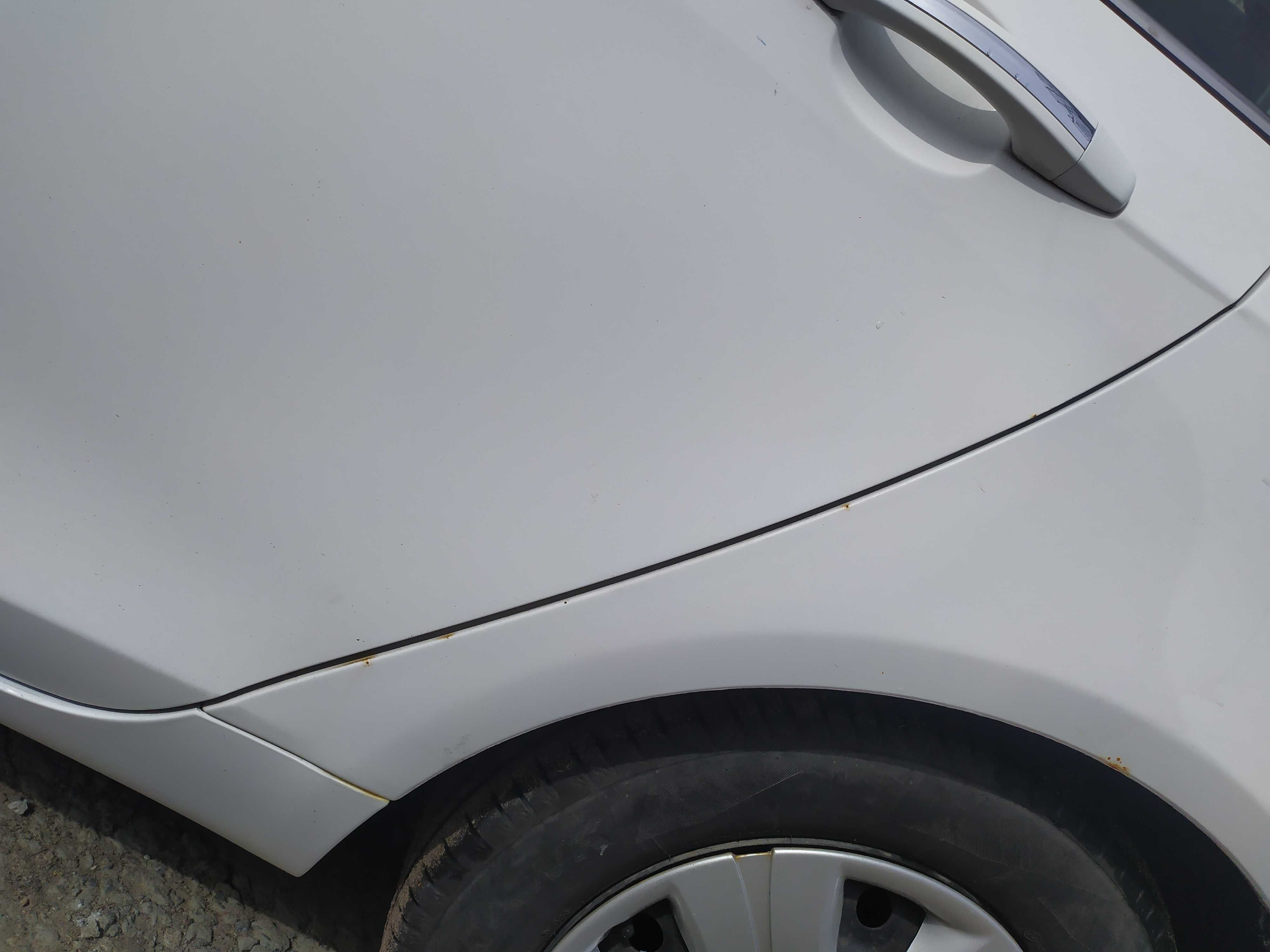 Легковий автомобіль Geely emgrand 7