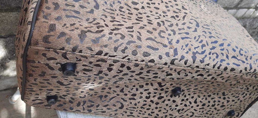 Дорожная сумка саквояж под Gucci, хорошего качества,б/у