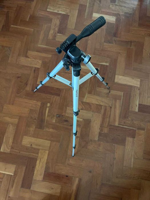 Tripé fotográfico Mantona (universal, leve e ajustável)