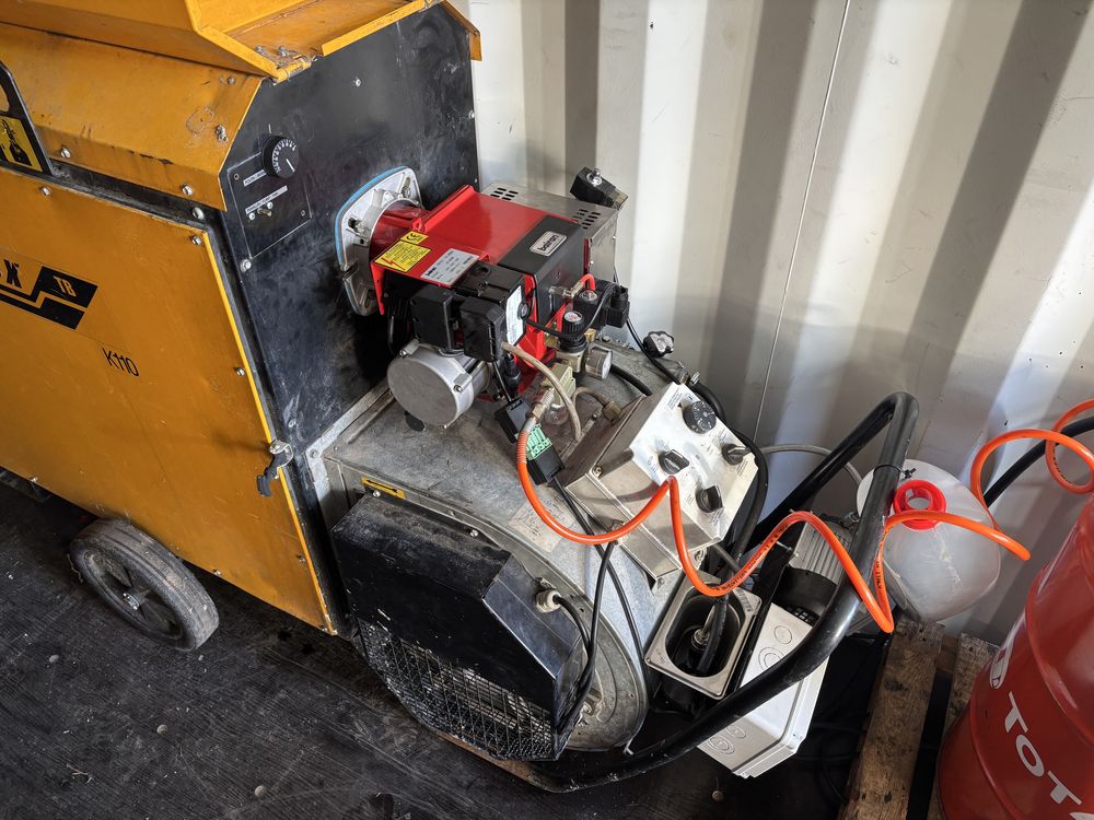 Nagrzewnica Thermox Tb 110 KW z palnikiem Bairan Poland stw133-1