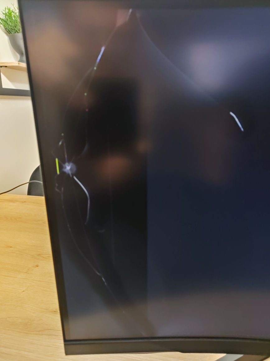 Monitor Samsung z zakrzywionym ekranem
