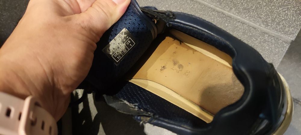 Buty wiązane Geox 32