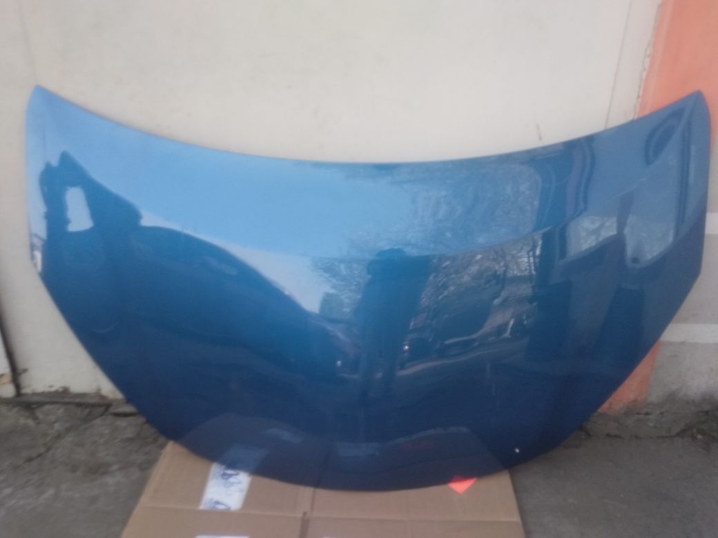 Капот голый Toyota Prius C 5330152370