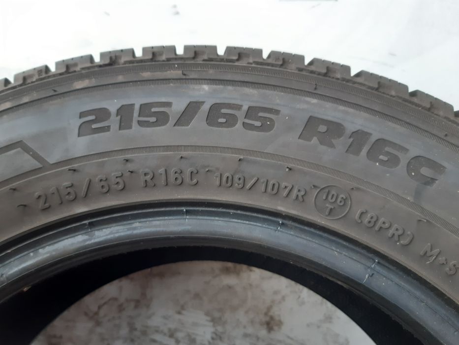 Zimowe 215/65R16C Pirelli 7mm Montaż