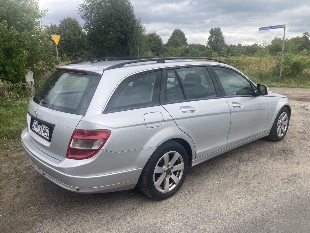 Mercedes C200-Navi,kamera