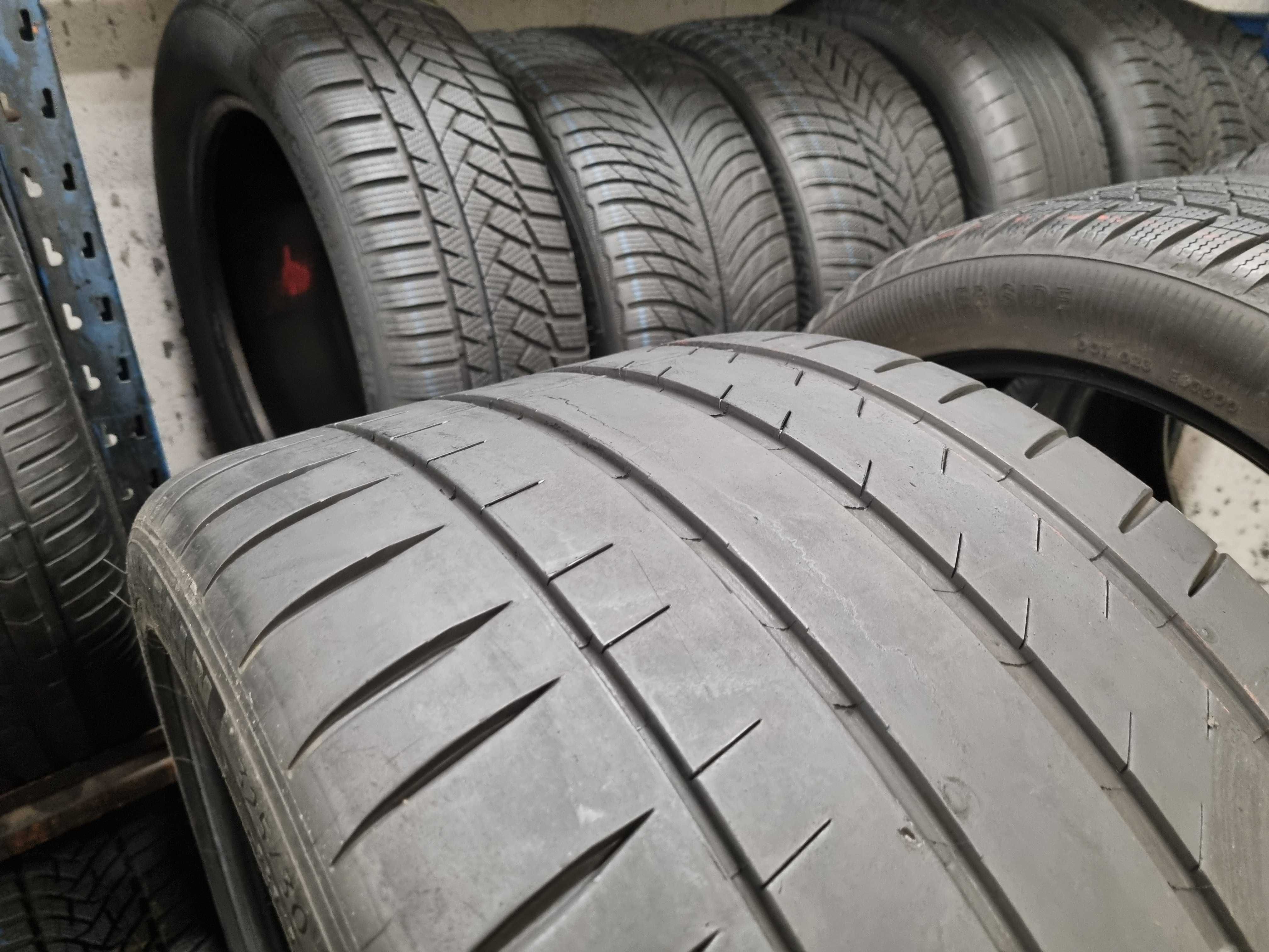 325/30/19 105Y Michelin Pilot Sport 4S Dot.4116R