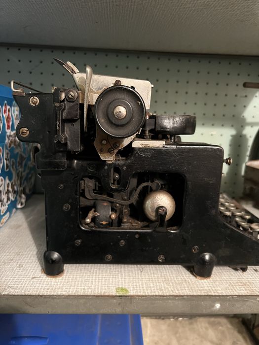 Maszyna do pisania Urania