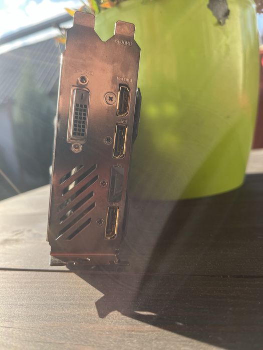 Видиокарта 1060 (3)gb