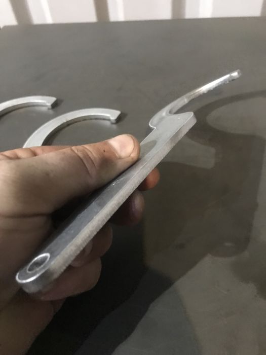 Ключ (винтовой подвески)