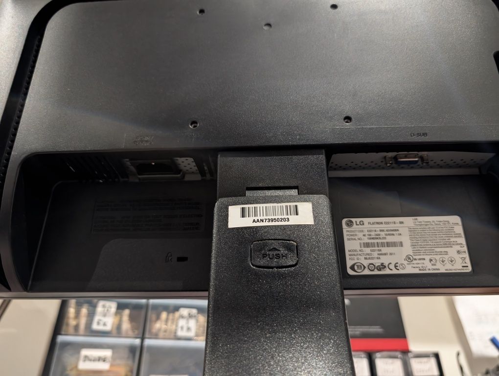 Monitor LG 22" saída VGA
