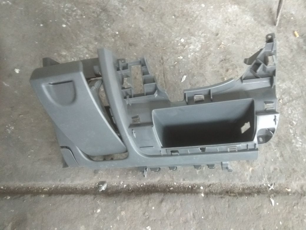 Półka osłona pod kierownicę scudo expert Jumpy model 2007/2016