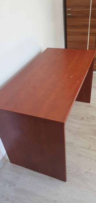 Biurko  wym.  60x120
