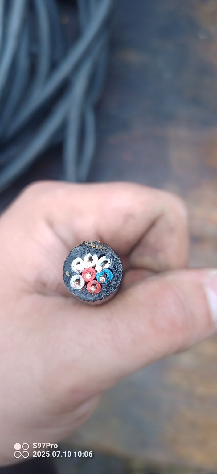 Kabel 7 żylowy 7x1.5mm. Długość około 25 m