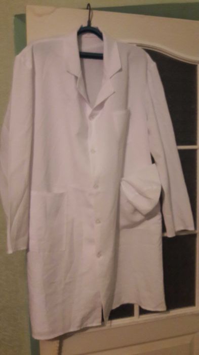 медицинский халат.