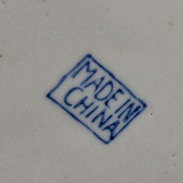 Bule em Porcelana da China Azul e Branco – Circa 1950