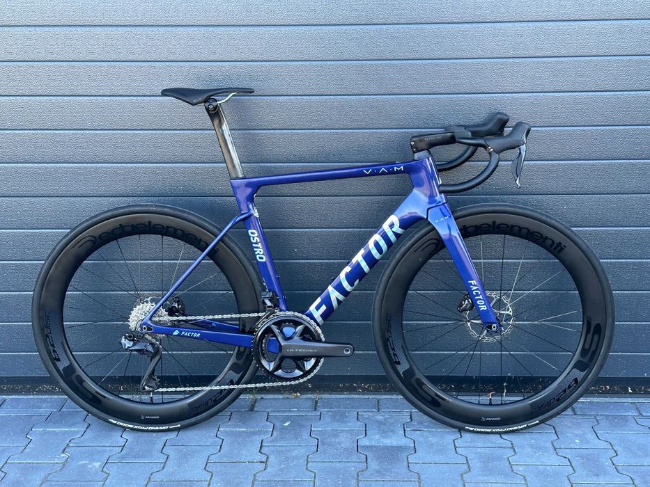 Rower szosowy Factor Ostro VAM 54 Chameleon