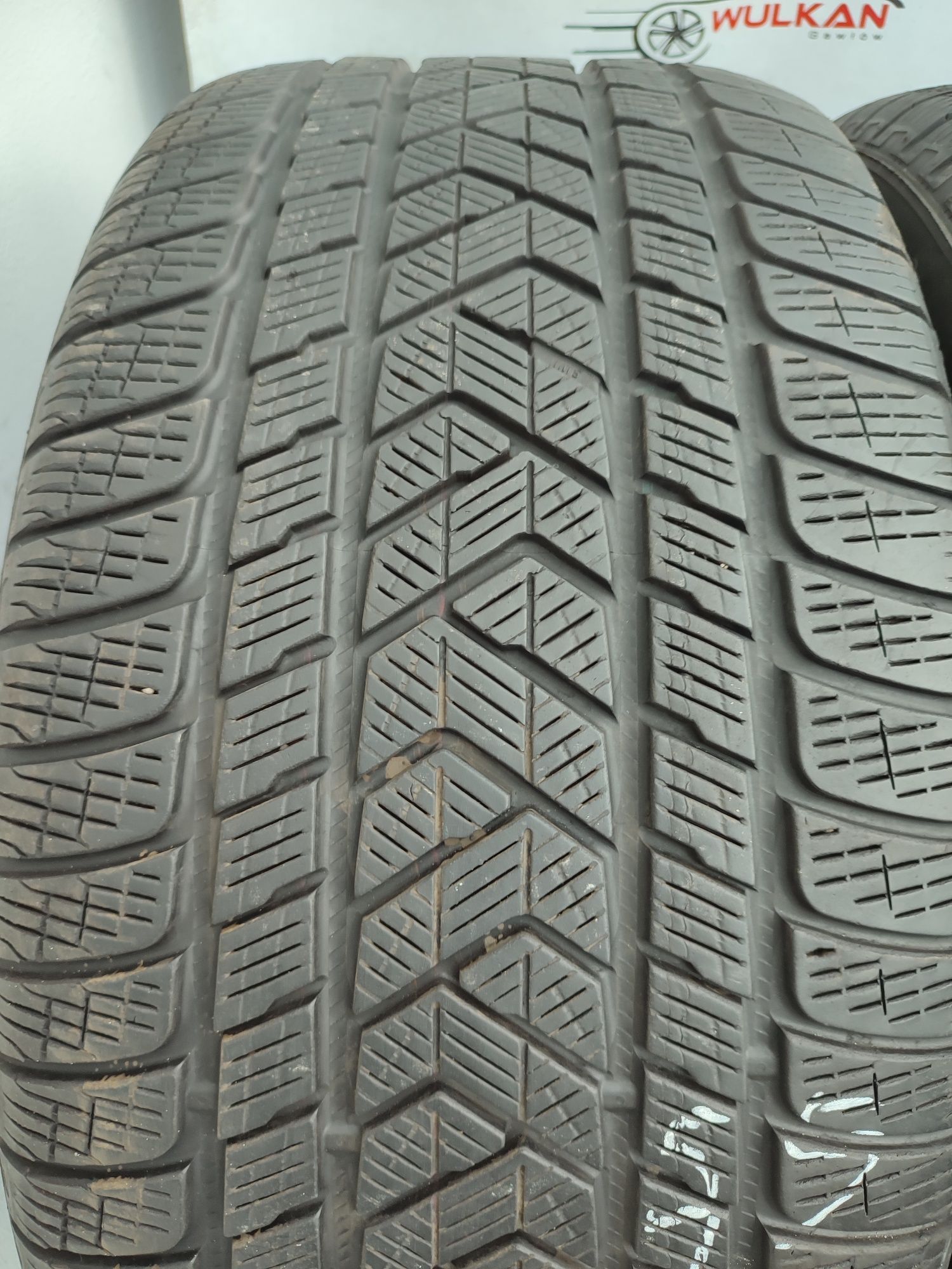 2x 295/45r20 114V Pirelli Scorpion Winter