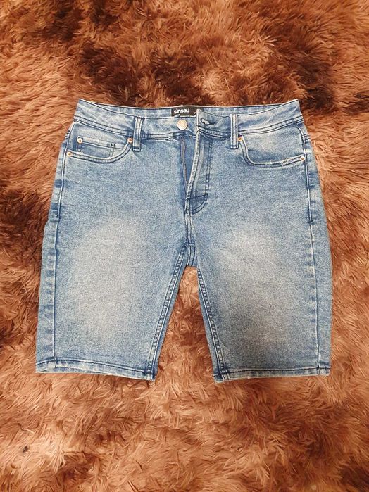 Джинсовые шорты Sinsay