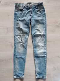 Zara spodnie jeansy slim fit rurki przetarcia dziury 38 M