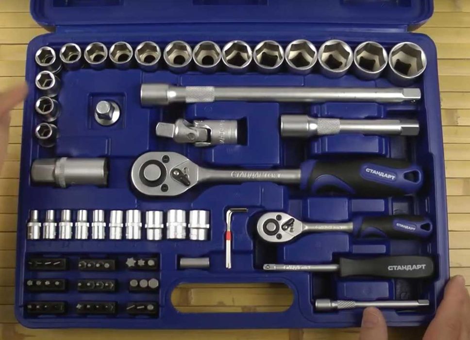 Набір інструменту 1/2", 1/4" 73шт головки, біти з тріскачками