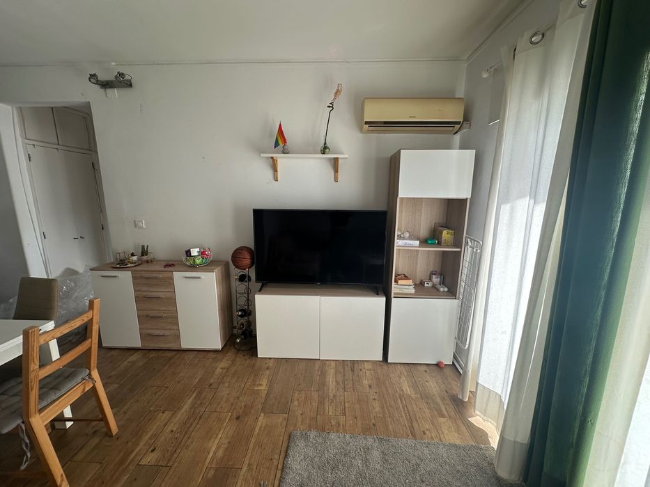 Alugo 2 quartos em Faro