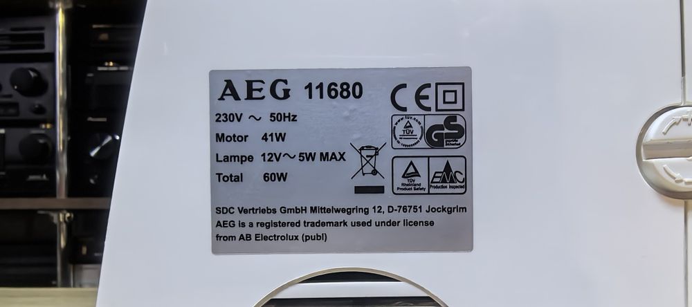 Швейна машинка AEG Premium Line