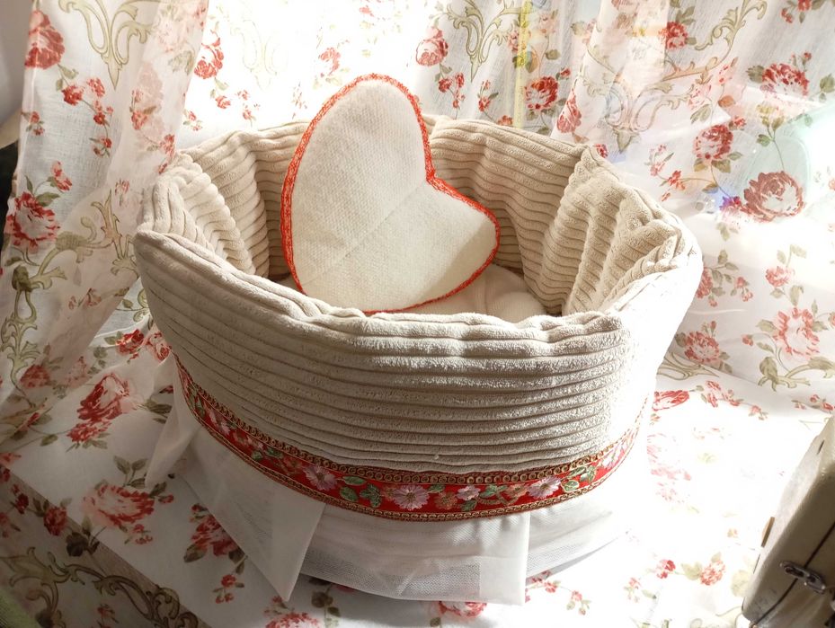 Лежаночки для тваринок