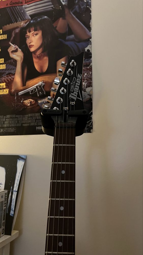 Guitarra Ibanez + Acessórios