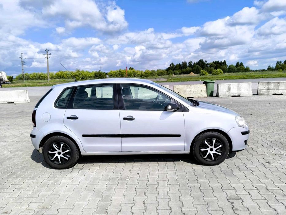 Polo 1.4benz.80 koni,5 drzwi,bez korozji,stan techniczny bdb.