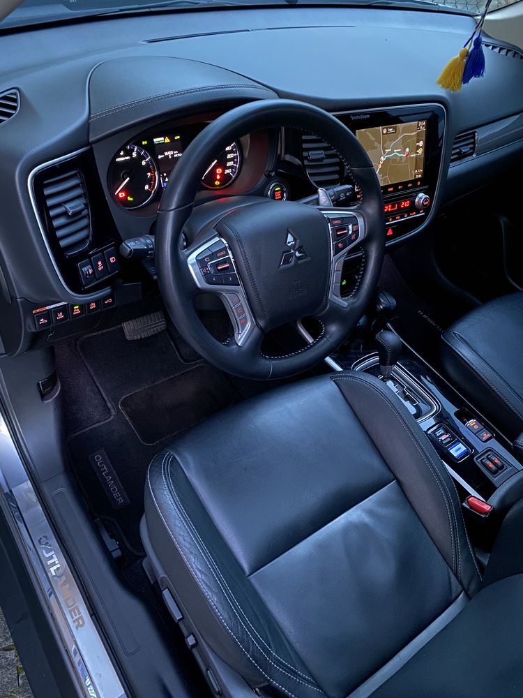 Руль з підігрівом подушка AIRBAG  шлейф проводка кнопка релє Мітсубісі