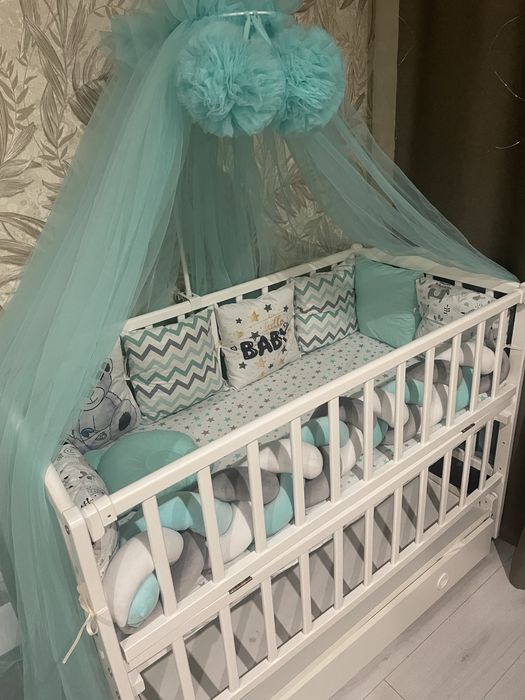 Продам ботики у ліжечко