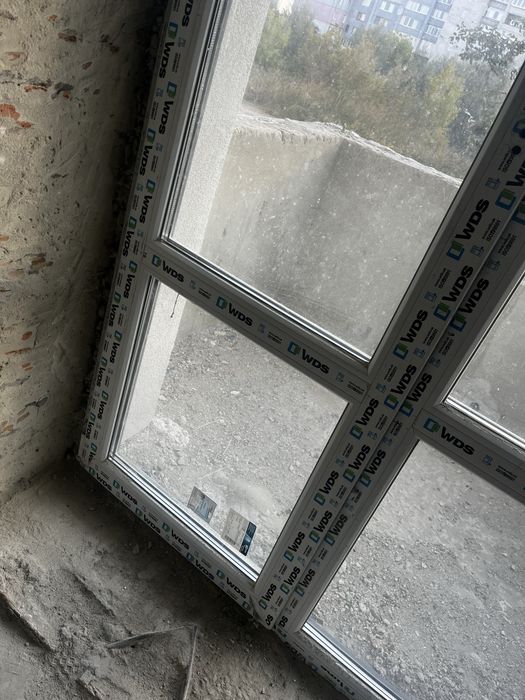 Продам металопластикове вікно, балконний блок 165,5х229 см.