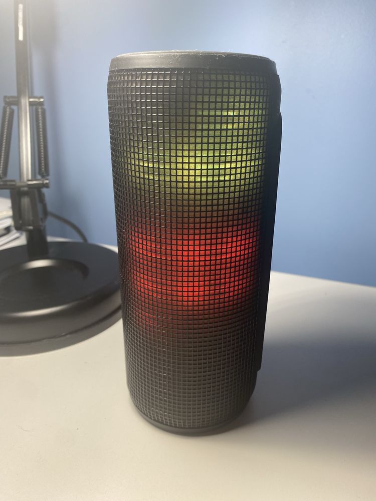 Głosnik bluetooth Trust DIXXO - światła imprezowe, USB, AUX, Karta SD!